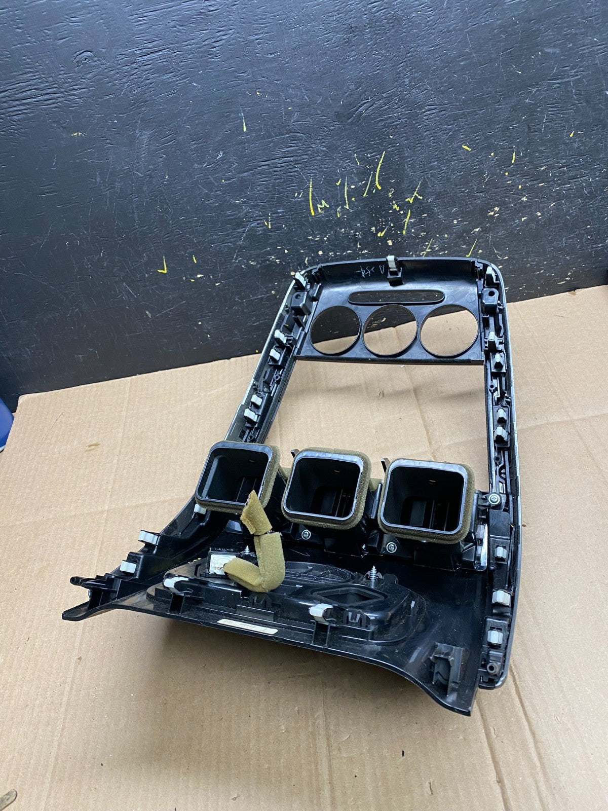 2010 2011 2012 Mazda CX-7 Center Dash Radio Bezel Trim OEM aa4580 DG4