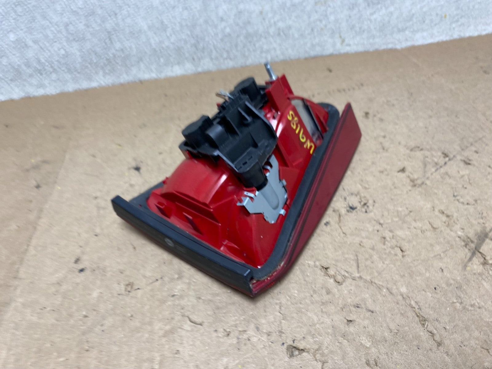2009 to 2012 Audi A4 Sedan Right Passenger Rh Inner Tail Light W9185 DW5