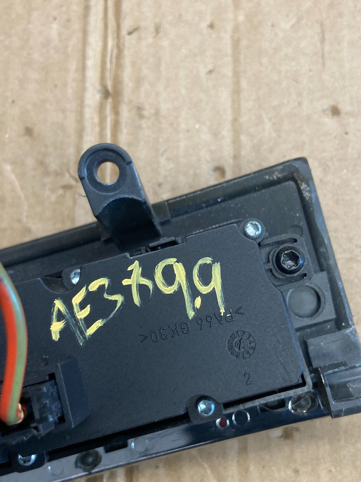 2006-2011 Mercedes W211 E350 E500 Center Console Switch Control Unit AE3899 DG6