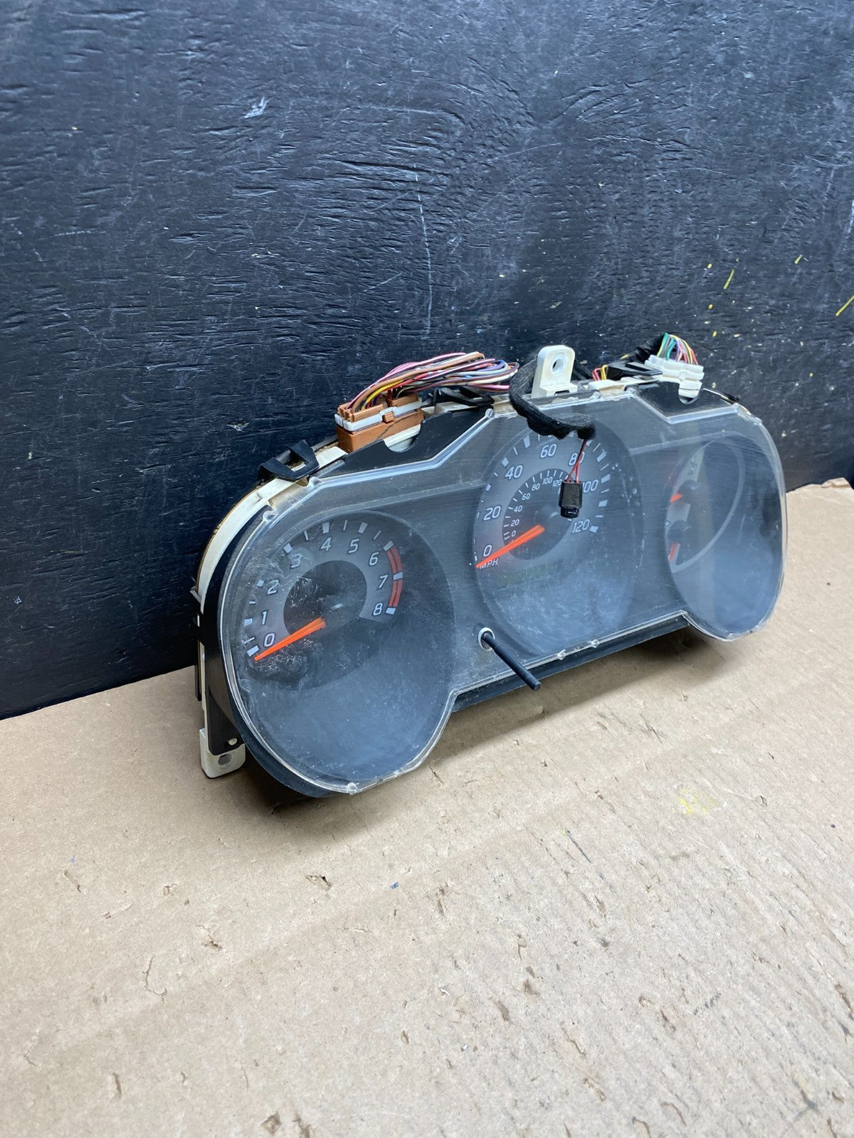 2002-2003 Nissan Pathfinder Xterra Cluster Speedometer Instrument OEM T4861 DG2