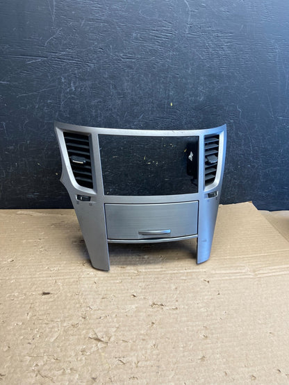 2010 - 2014 Subaru Legacy Radio Console Dashboard Center Panel Trim af2700 DG0