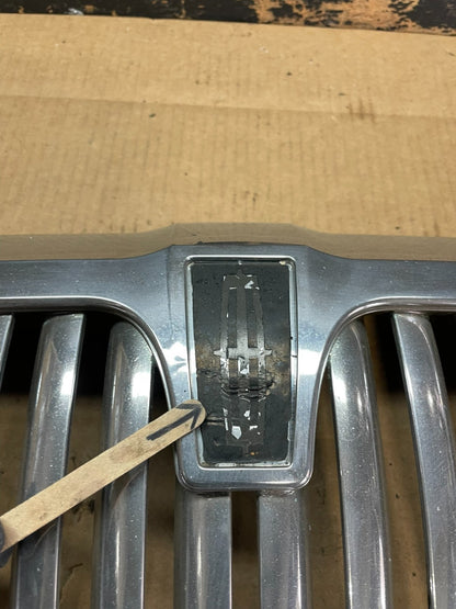 2003 to 2011 Lincoln Town Car Front Upper Grille Grill Chrome W/Emblem AA9142 DG4