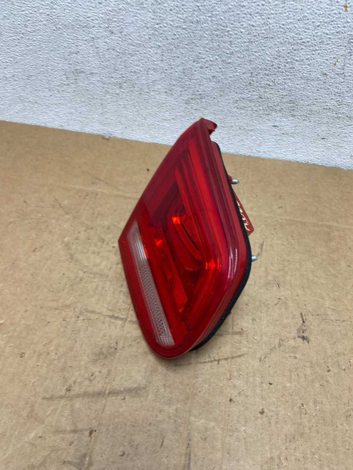 2011 to 2016 Volkswagen Eos Left Driver LH Inner Tail Light ad6261 DG1