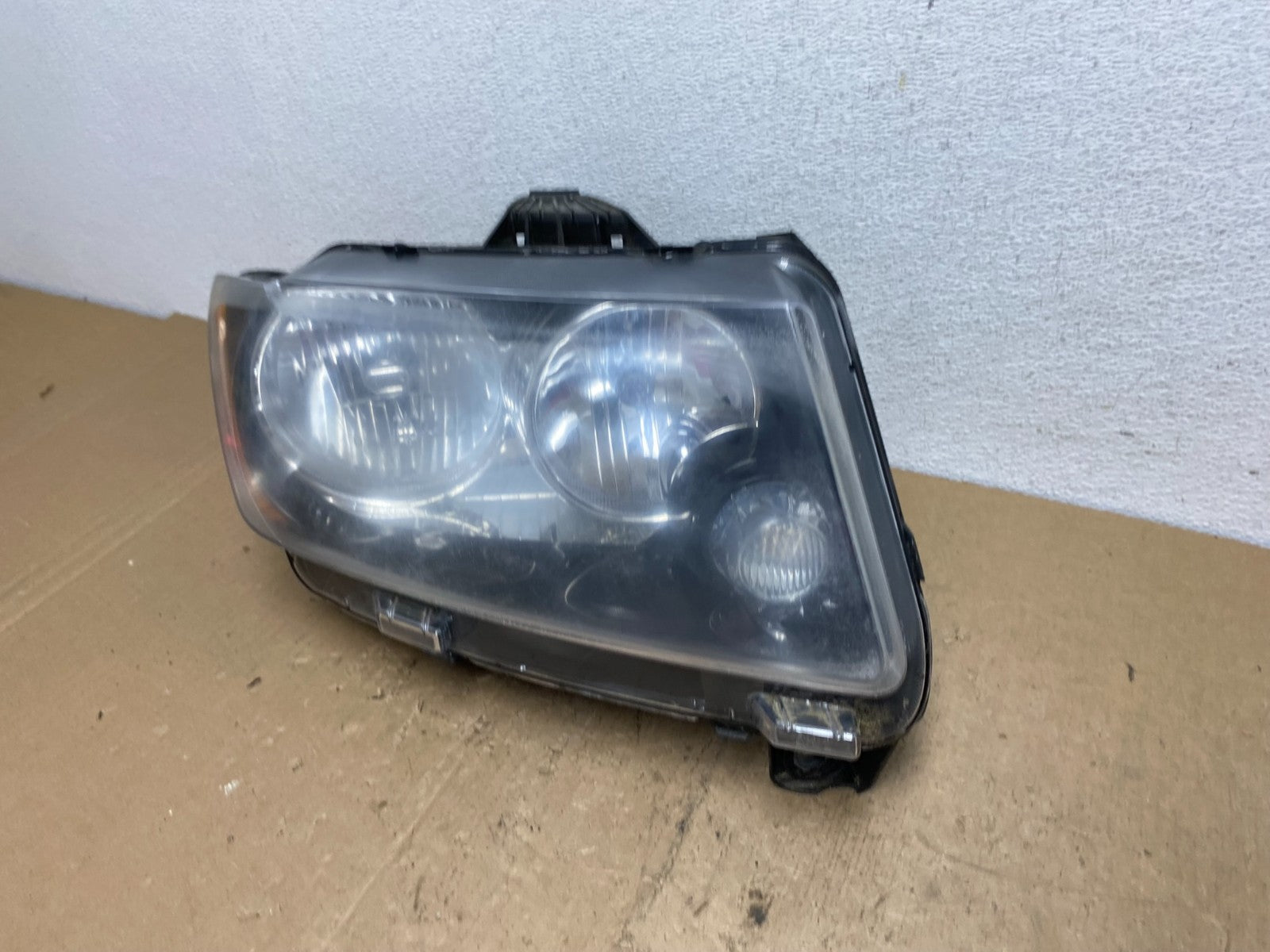 2011-2013 Jeep Grand Cherokee Right Passenger Halogen Headlight AC7247 DW1
