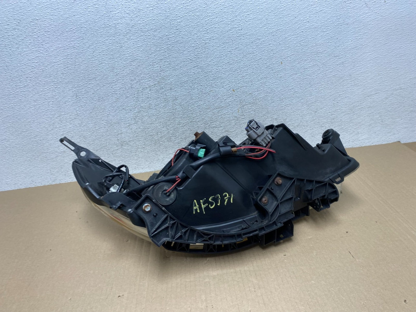 2009-2013 Subaru Forester Left Driver LH Halogen Headlight AF5771 DW6