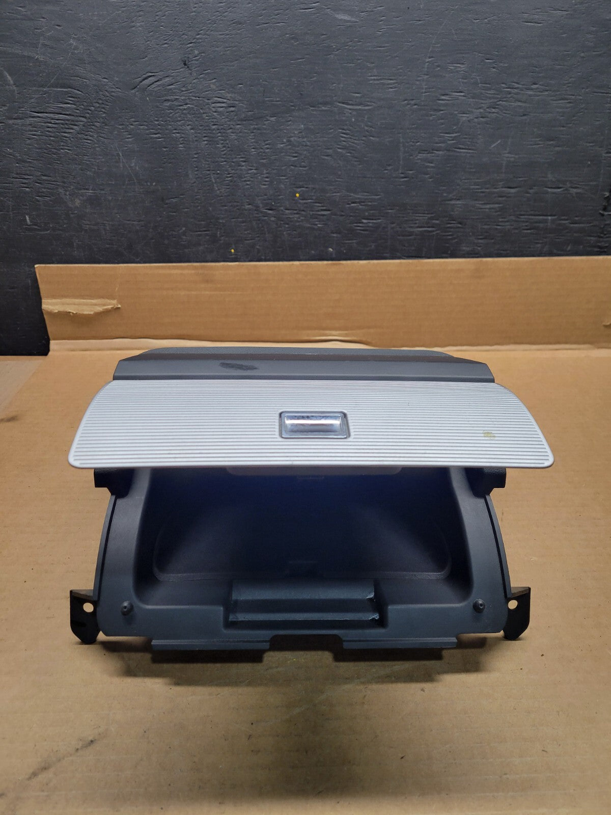 2009 2010 Dodge Journey Center Dash Compartment Storage Cubby H1387 DG11