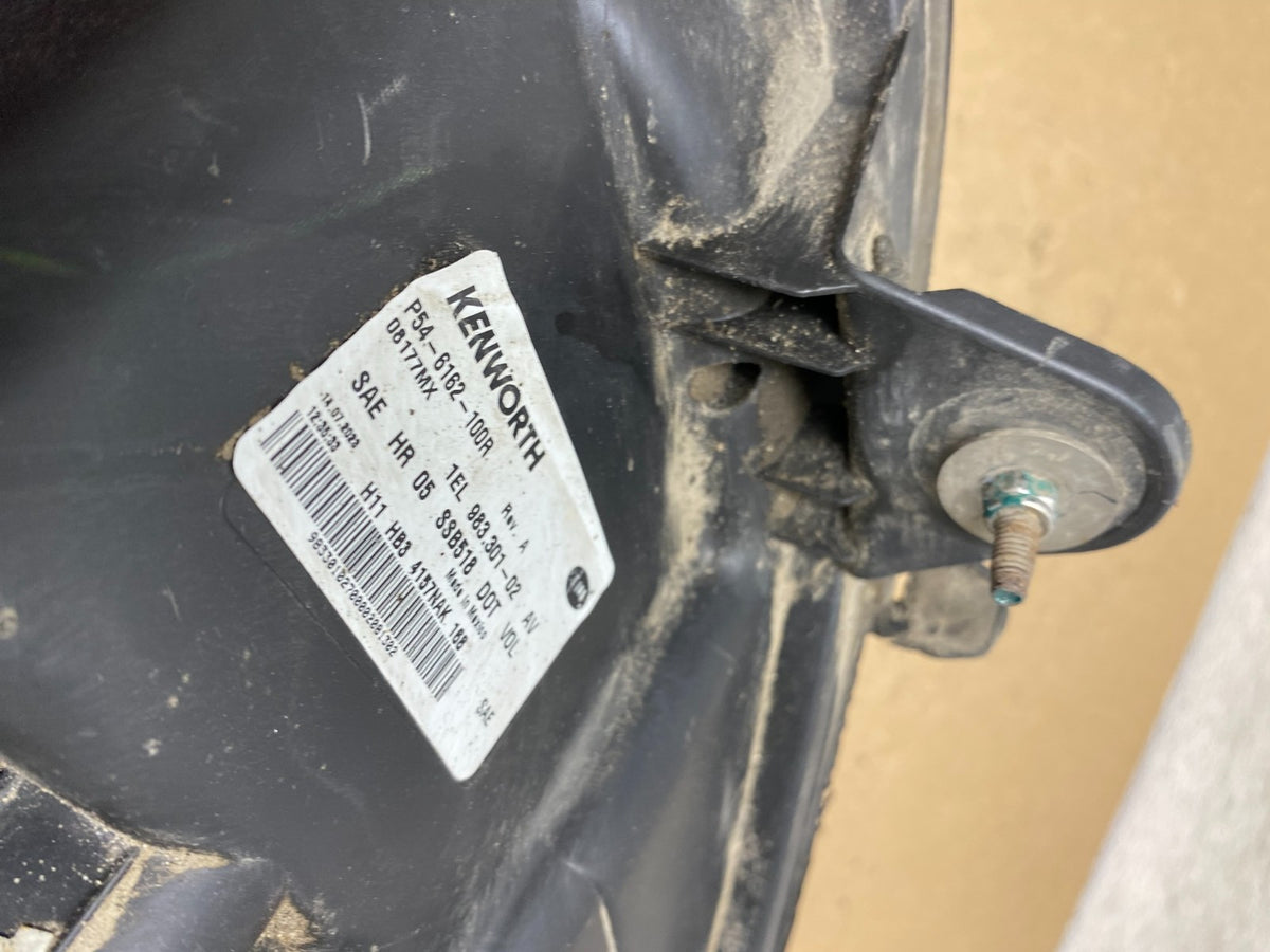 Kenworth P54-6162-200R SAE HG05 SSB518 Right Side Headlight AF74289