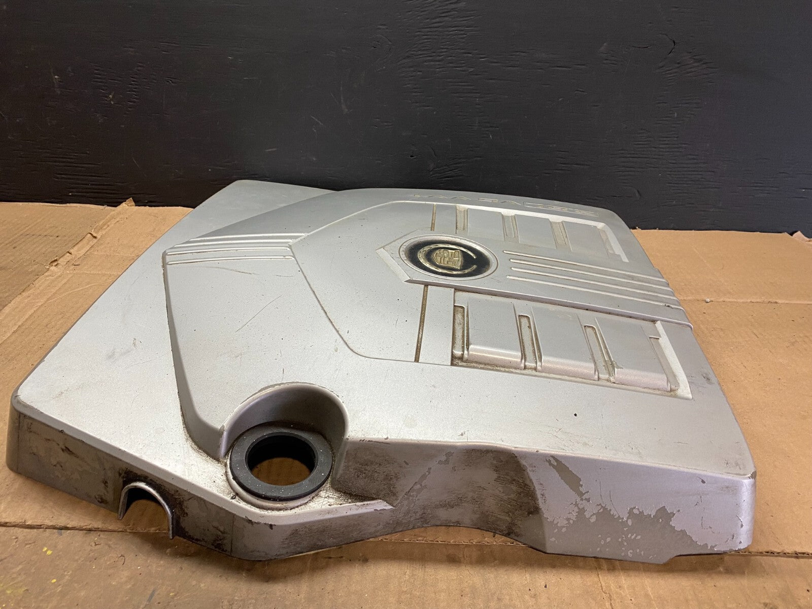 2004 to 2007 Cadillac CTS 3.6L Plastic Engine Cover Shield D9332 PS2