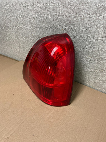 2003 to 2011 Lincoln Town Car Right Passenger Rh Tail Light AB2333 DW1