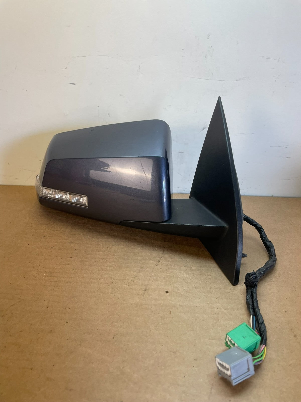 2009 to 2017 GMC Acadia Right Passenger Heated Door View Mirror AF8647 DG0
