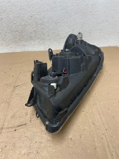 2001 2002 2003 Toyota Highlander Headlight Right Passenger RH Side AG4944 DW5