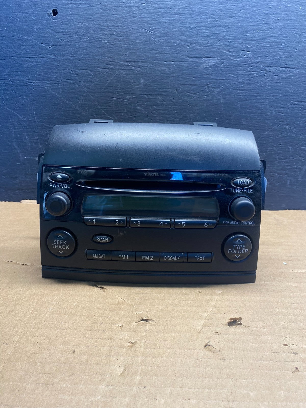 2004 to 2010 Toyota Sienna AM FM CD WMA Mp3 Radio Receiver ac8018 DG0
