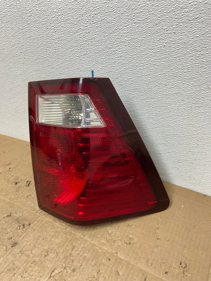 2007 2008 2009 2010 Jeep Grand Cherokee Left Driver Lh Tail Light Oem AC0245 LK1