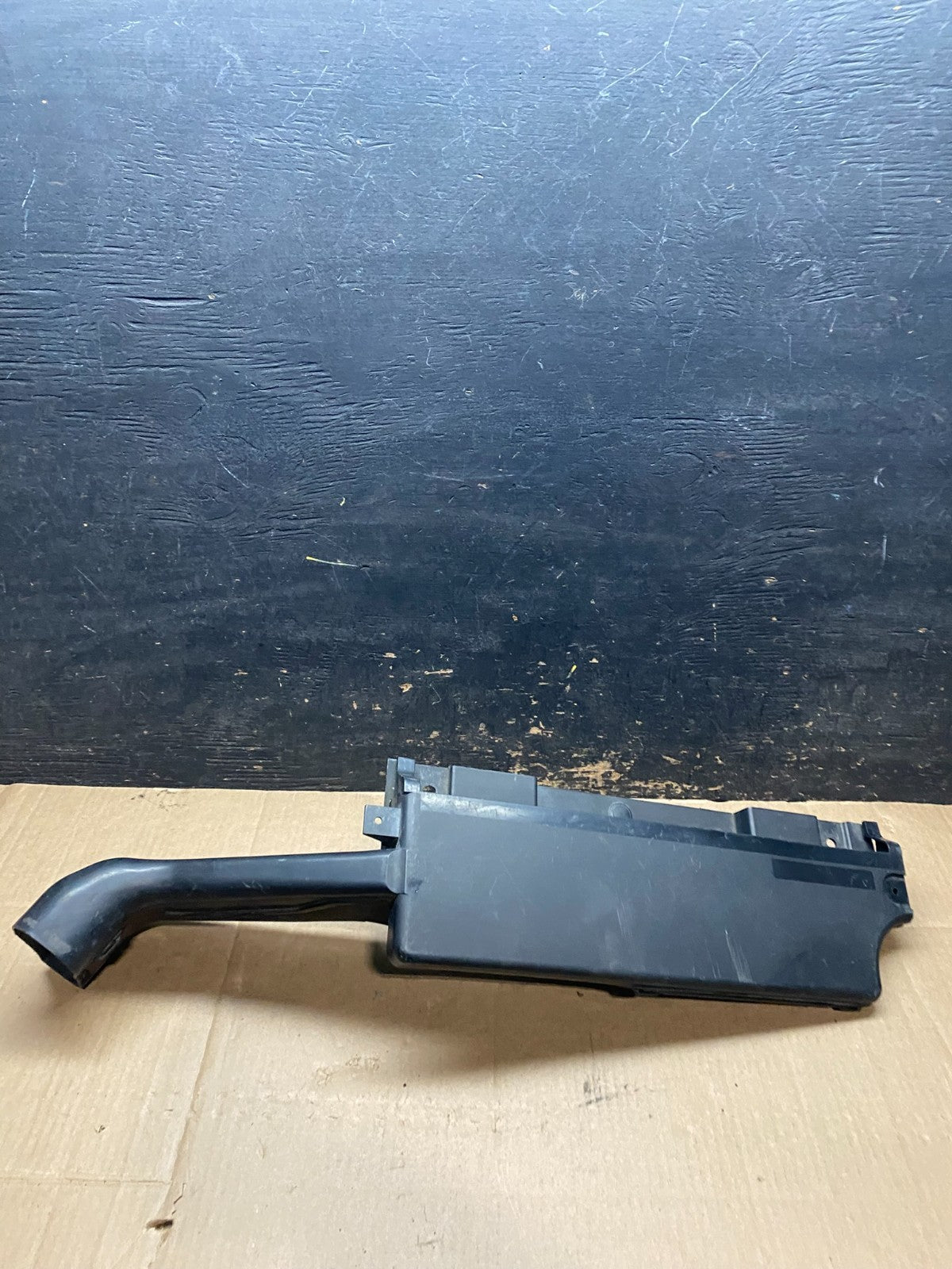 2003 to 2008 Nissan Murano Air Intake Cleaner Duct U6190 DG0