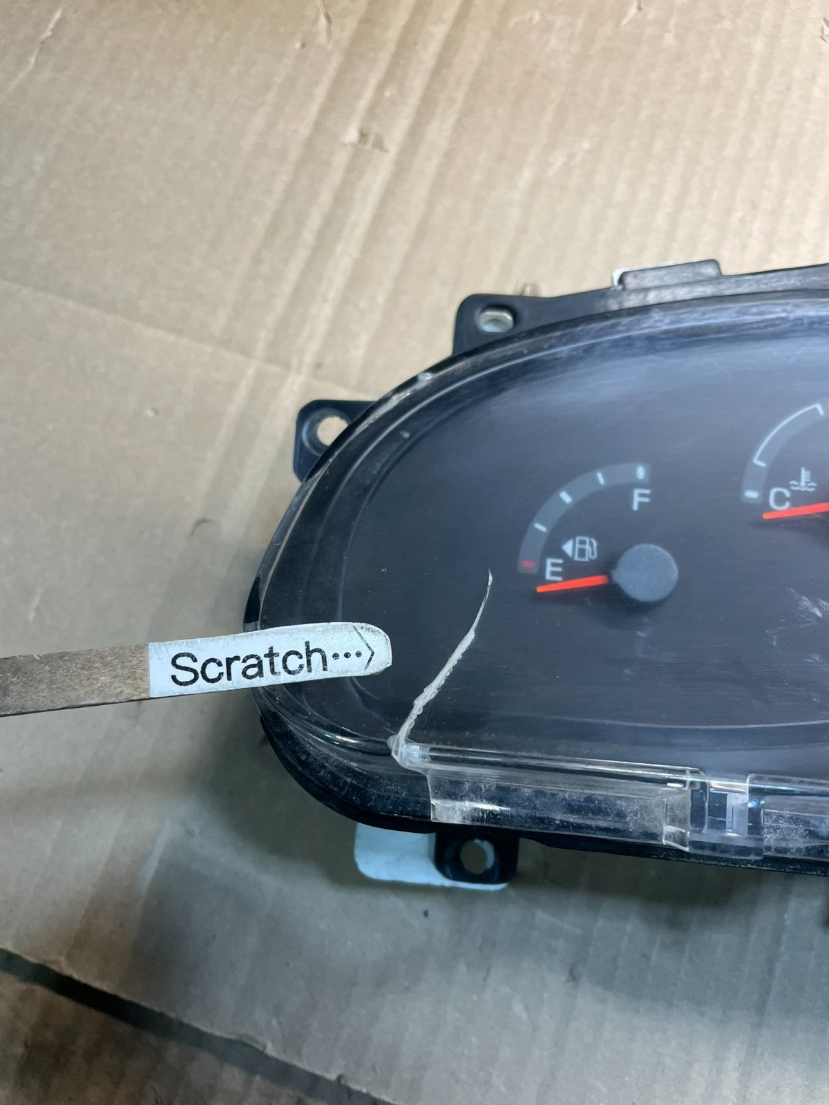 2001 - 2002 Ford Econoline E250 E350 Van Speedometer Instrument Cluster x9873 DG2