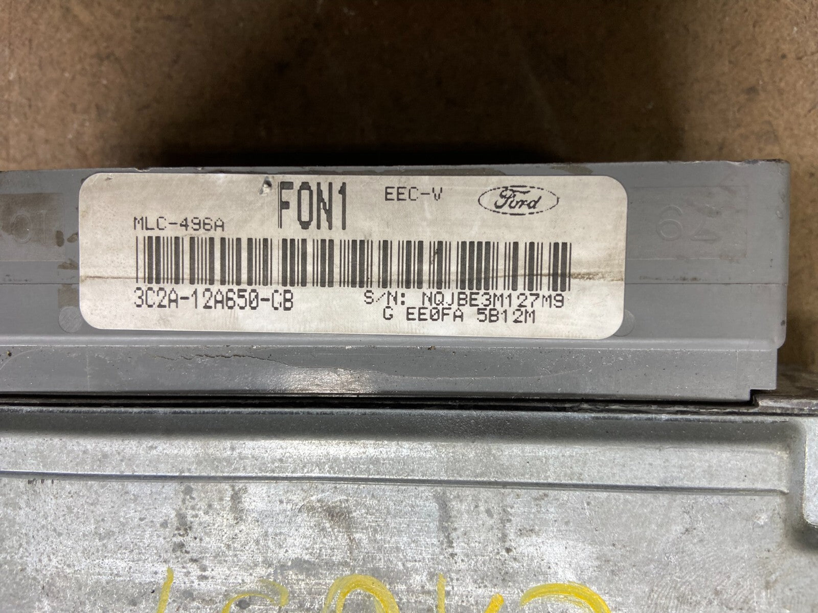 2003 Ford Van E350 E450 Engine Control Module 3C2A-12A650-CB M9593 DG2