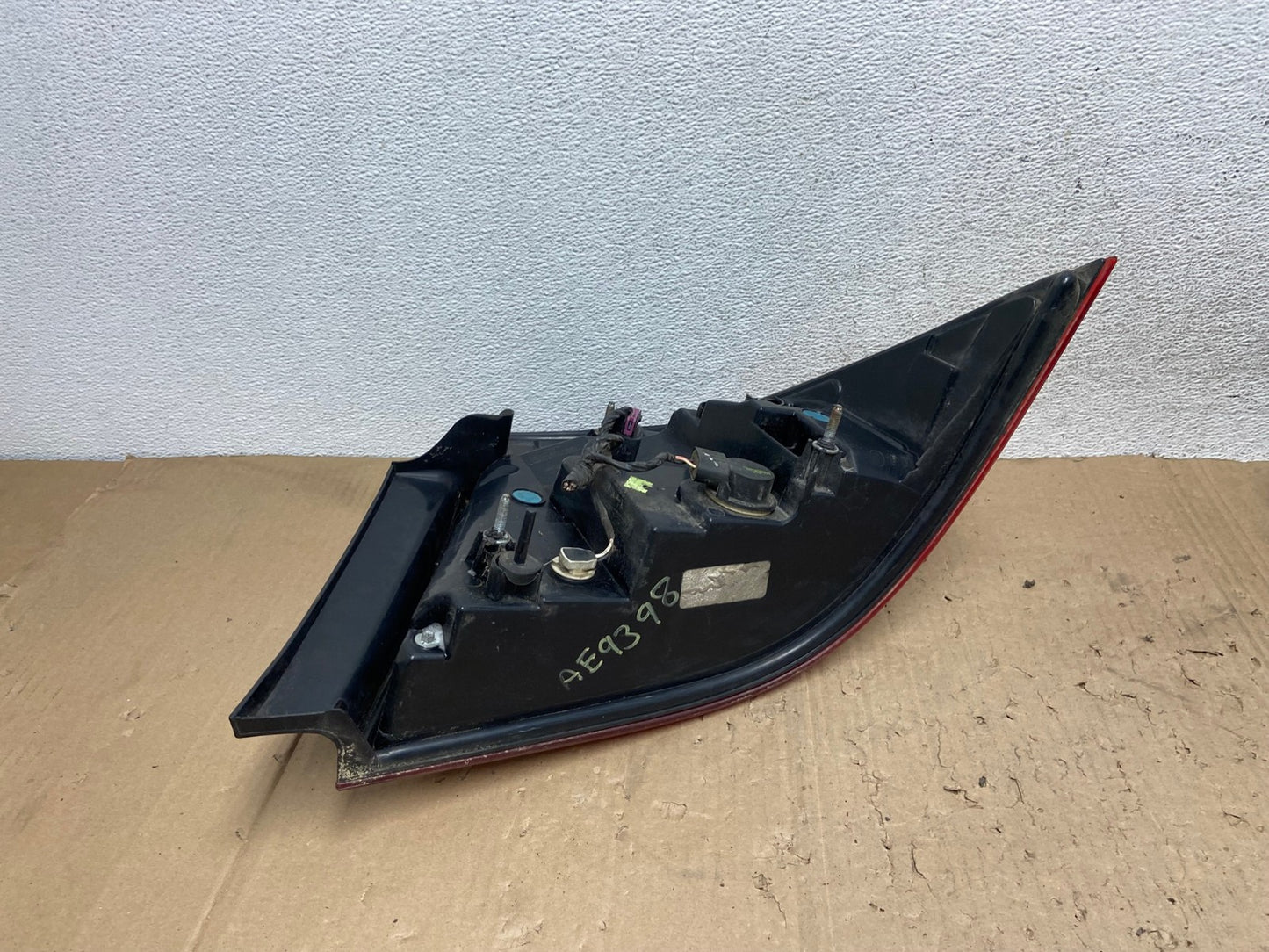 2005 to 2007 Mercury Montego Left Driver LH Side Tail Light AE9398 LK6