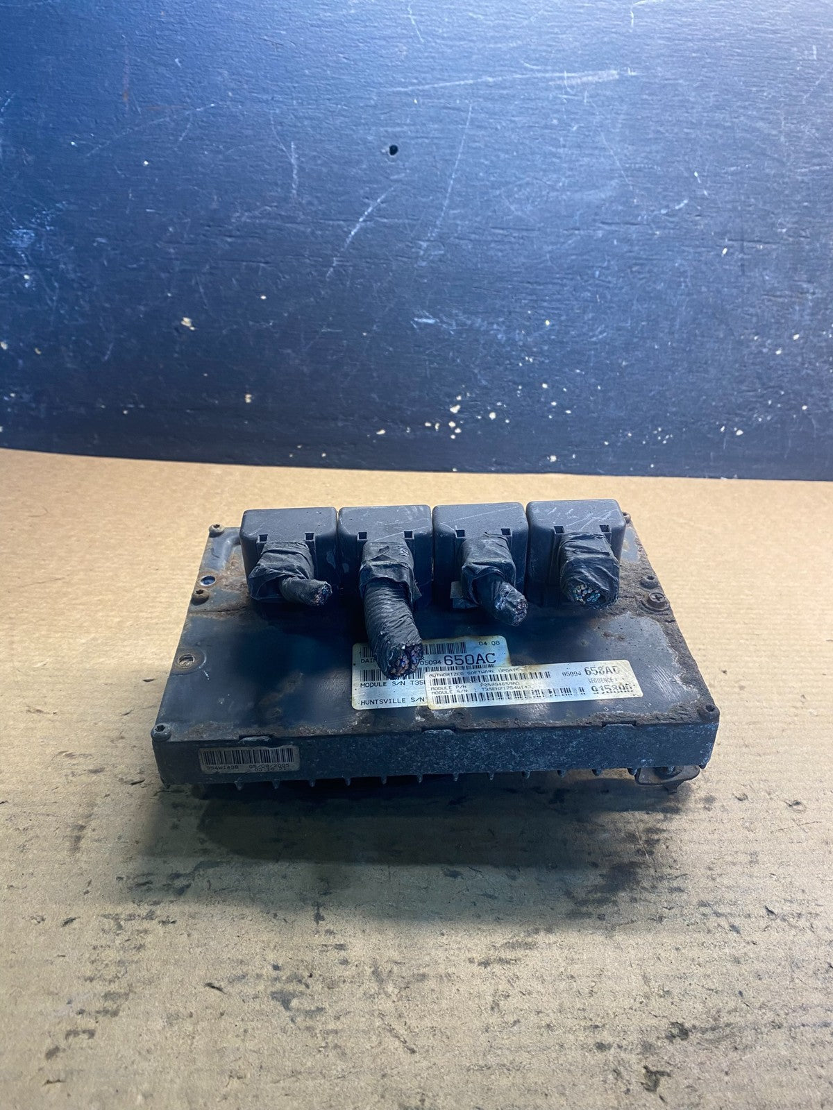 2006 Chrysler Town Country Caravan 3.3L Engine Control ECU p05094658ad AA0778 DG0