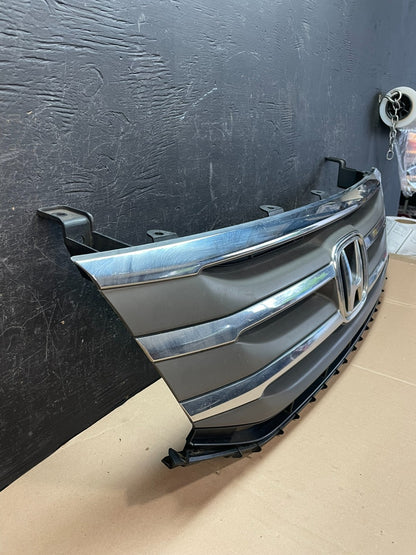 2011 to 2013 Honda Odyssey Front Upper Grille Grill AD8330 DG2
