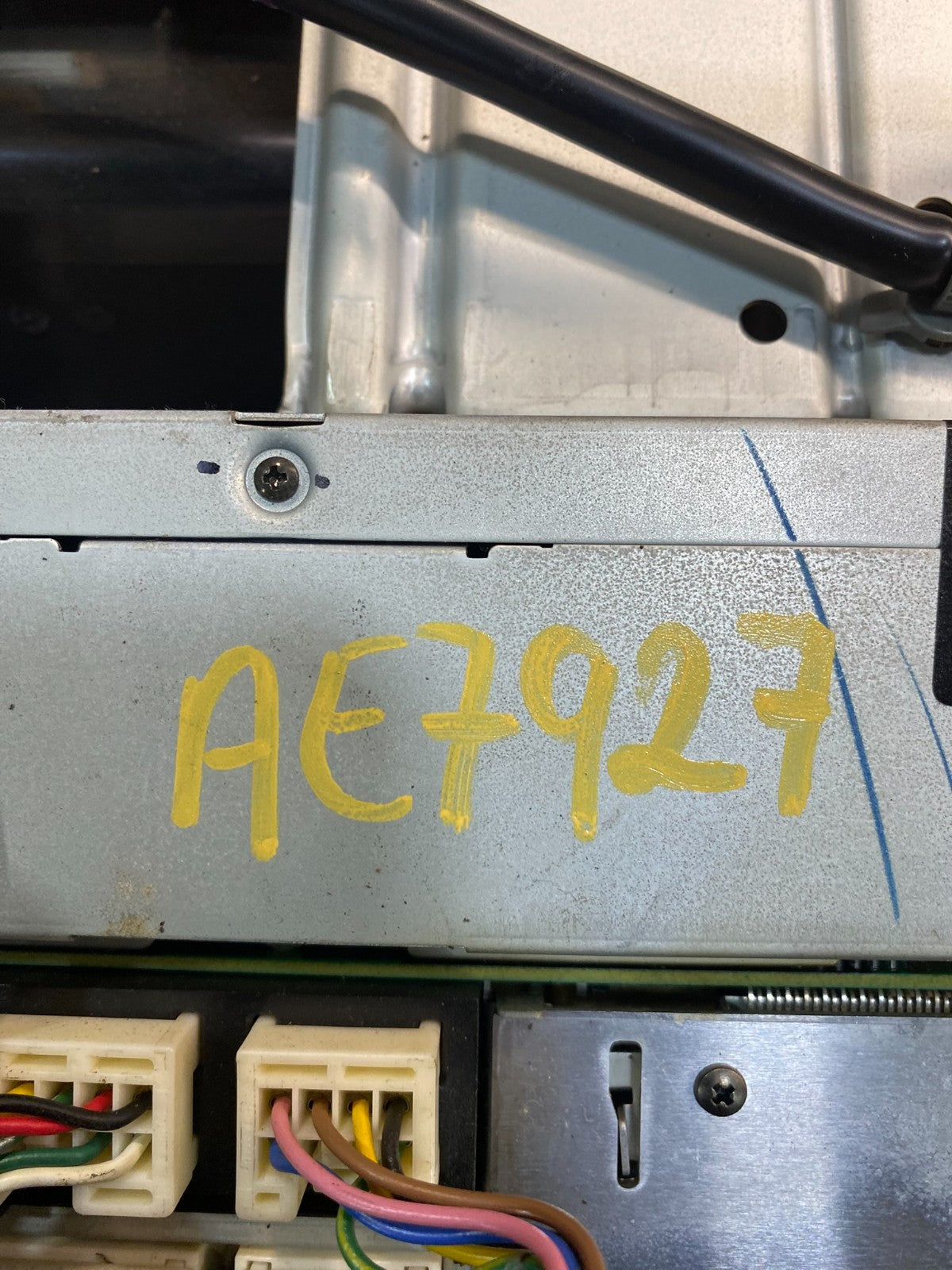 2006 to 2007 Infiniti G35 Radio Player Climate Control Panel Bezel AE7927 DG7