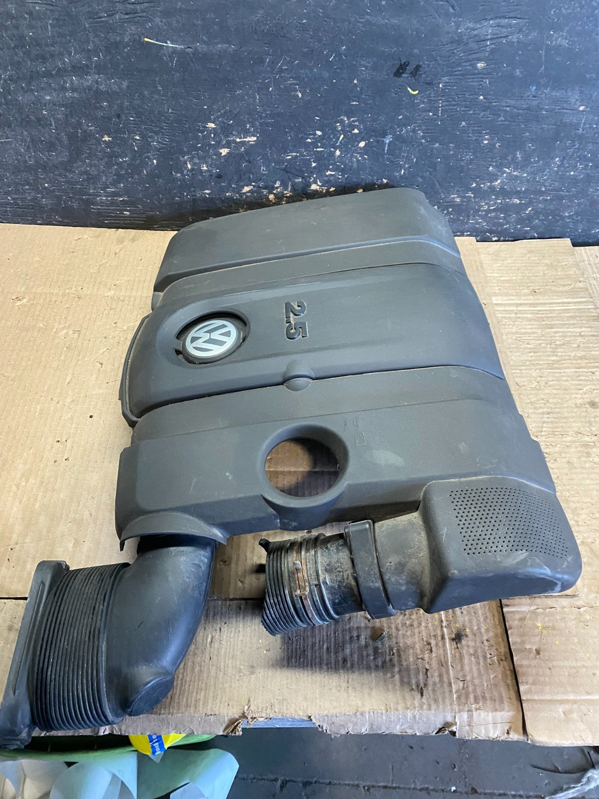 2005 - 2008 Volkswagen Jetta Beetle 2.5L Passat Engine Cover 07k129601j w5771 DG3