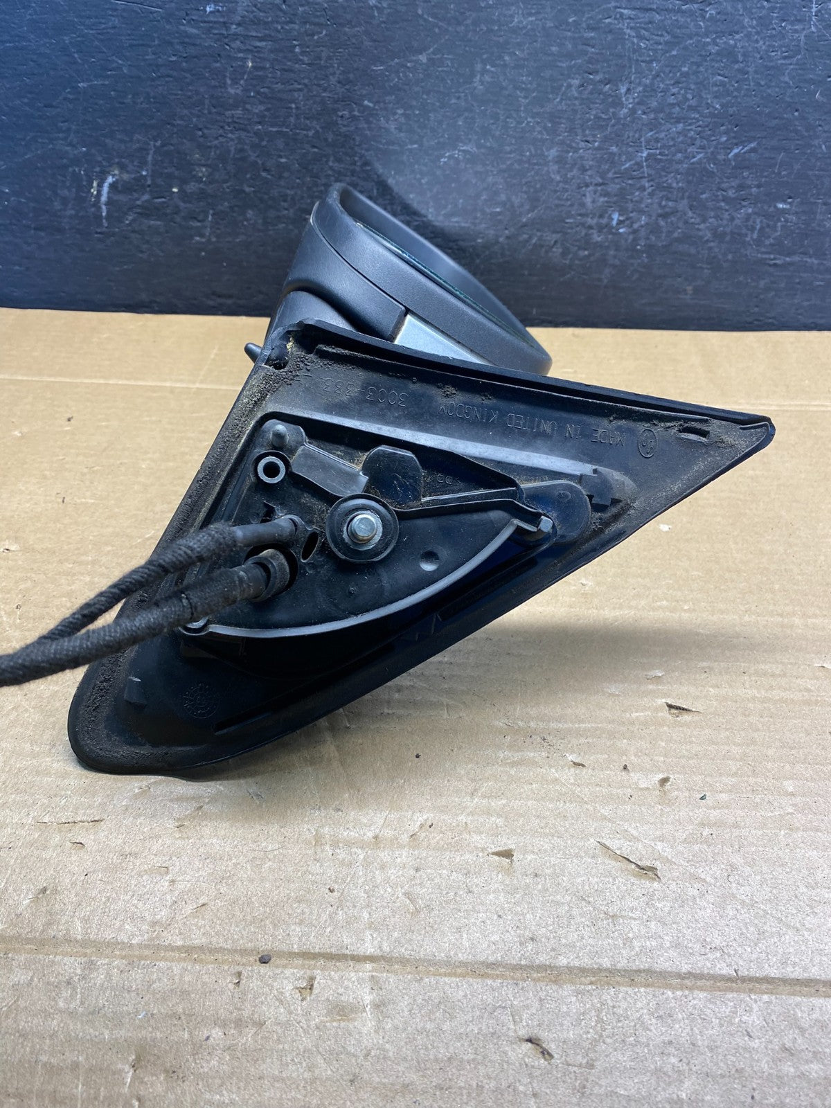 2004 - 2006 Volvo S60 Left Driver LH Front Door View Mirror AD6620 DW4