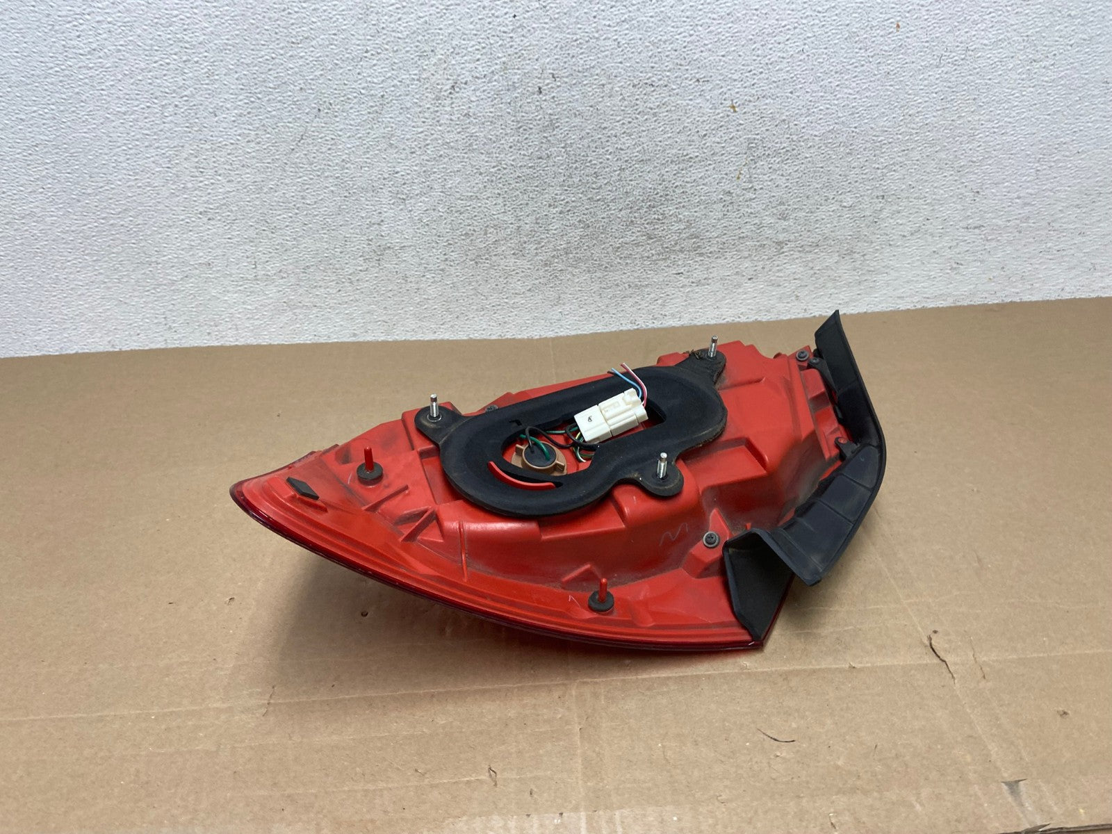 2007 to 2013 Infiniti G35 G37 Sedan Left Driver LH Side Tail Light AE4923 LK4