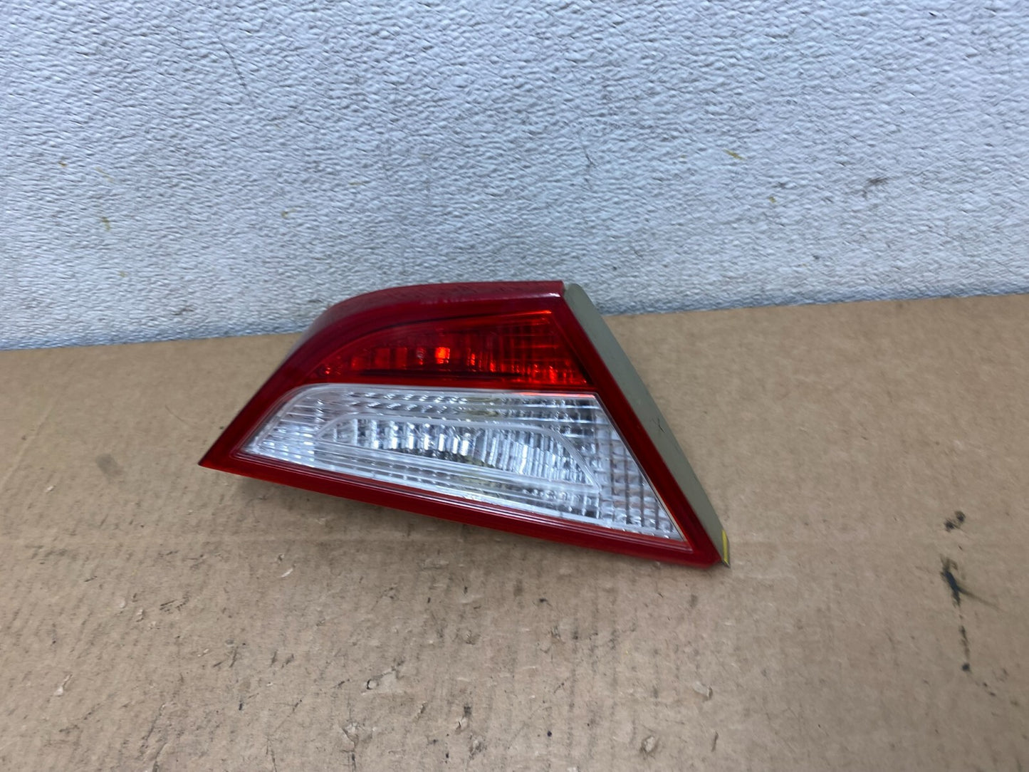 2011 2012 2013 2014 Hyundai Sonata Left Driver Inner Tail Light Oem L8354 DW1