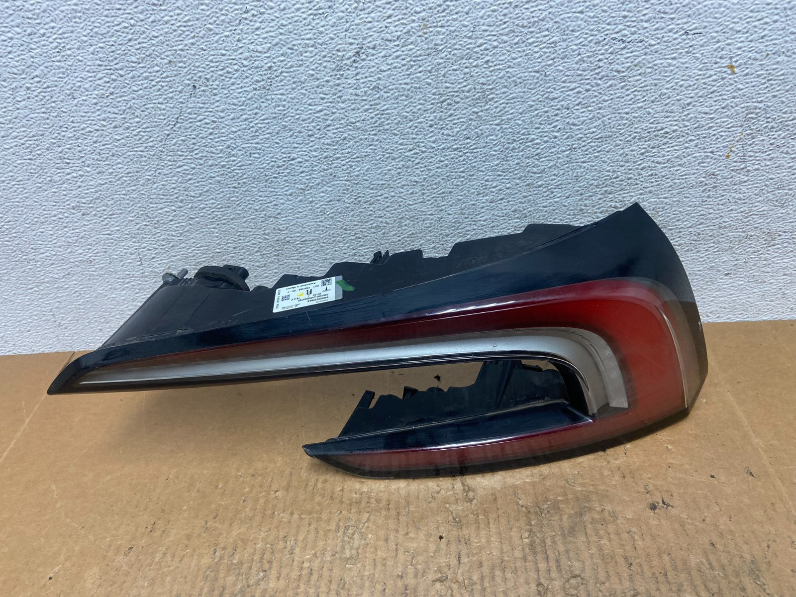 2024 2025 Tesla Model 3 Right Passenger RH Side LED Tail Light AE2836 DG0