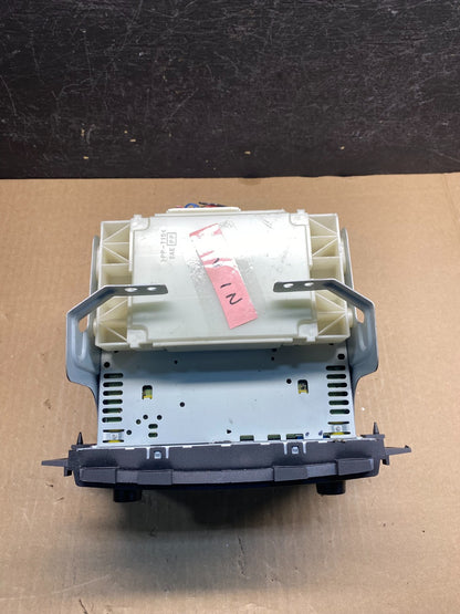 2009-2010 Nissan Murano AM FM Radio 6 CD Control Panel AE7897 DG4