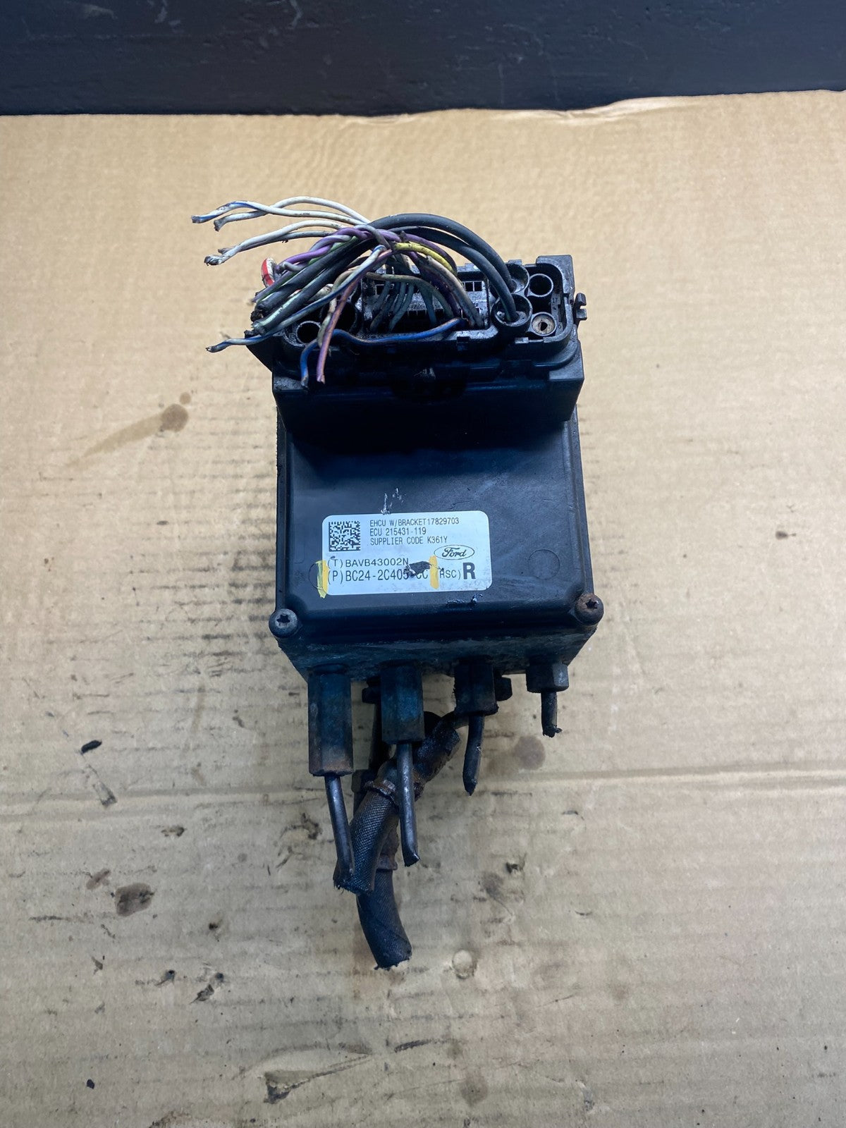 2011 - 2014 Ford E250 E350 Van  ABS Anti Lock Brake Pump Module Oem AB7139 DG0