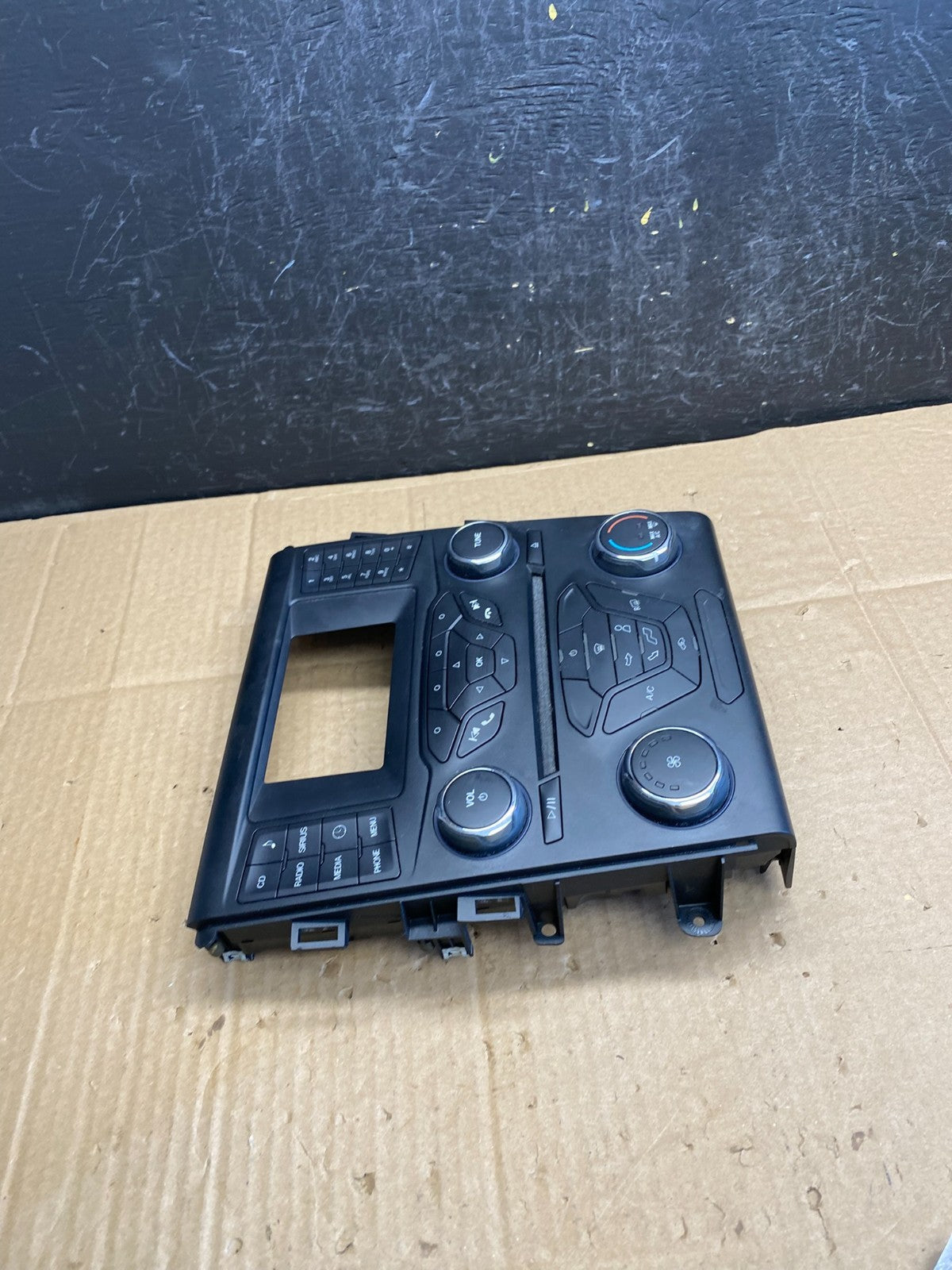 2014-2015 Ford Fusion Center Radio CD Player Screen Climate Control ac9447 DG1