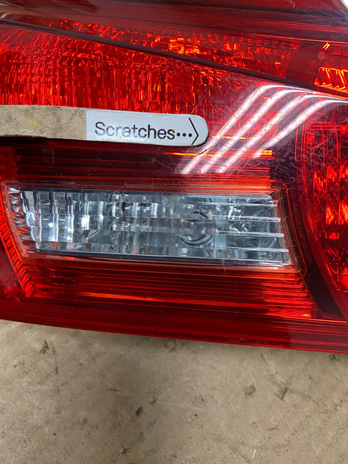 2006 - 2008 Lexus Is250 Is350 Left Driver LH Inner Tail Light Oem AA6486 LK3