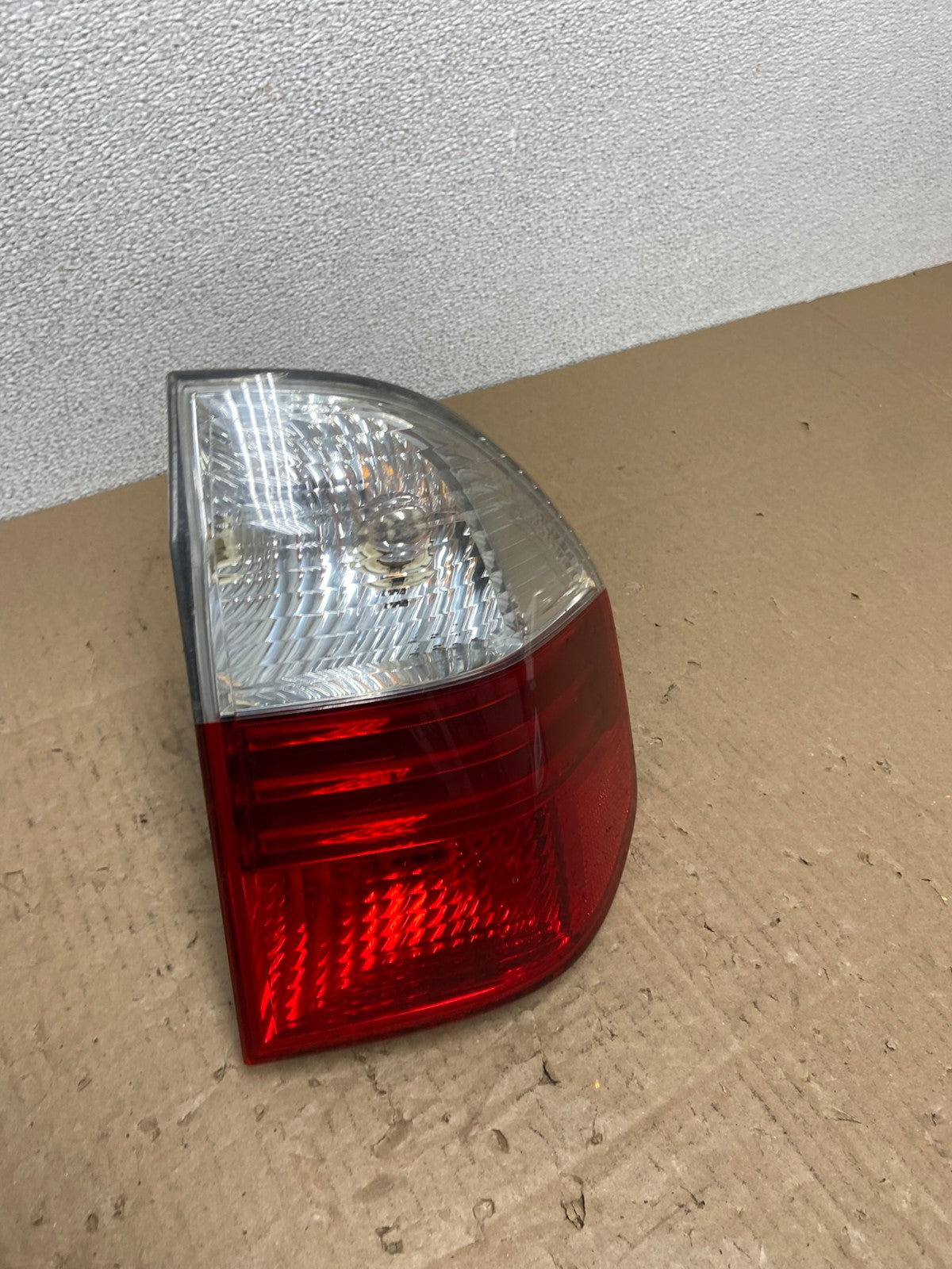 2007 2008 2009 2010 BMW X3 Right Passenger Side Rh Tail Light OEM AB6288 LK2