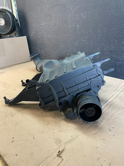 2010 to 2018 Mercedes-Benz Sprinter 2500 3.0L Air Cleaner Box ad8600 DG4