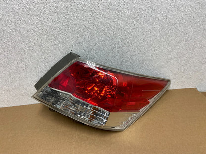 2008 to 2012 Honda Accord Sedan Tail light Right Passenger RH Side AB9927 DW0