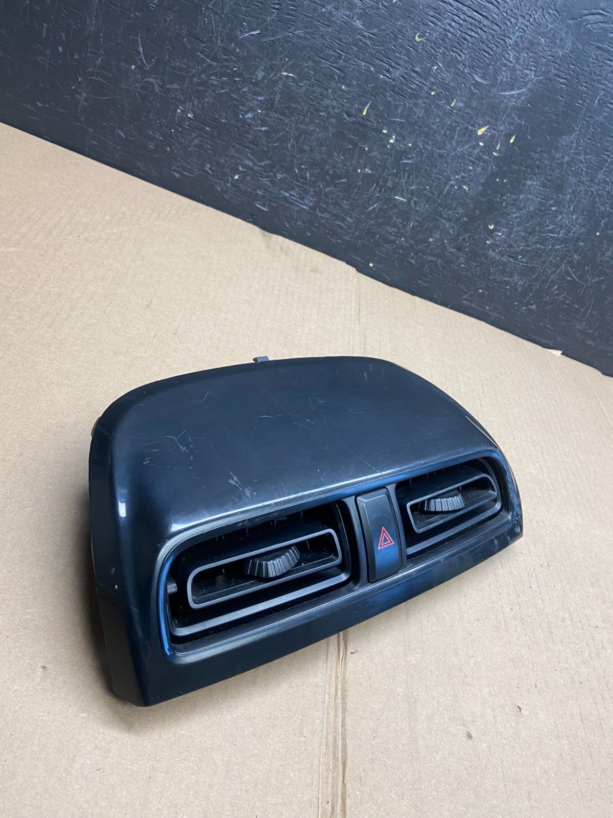 2014 to 2015 Mitsubishi Mirage Center Console Air Vent Hazard Switch ae4339 DG1