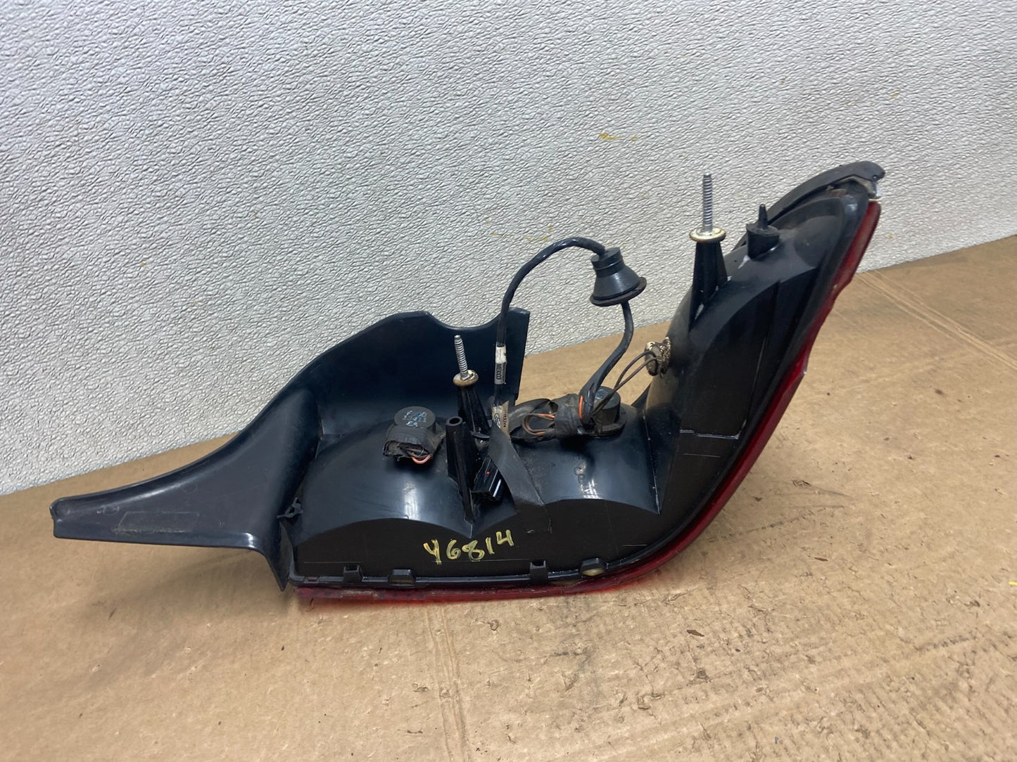 1995 to 1997 Mercury Grand Marquis Left Driver LH Side Tail Light Y6814 DW11