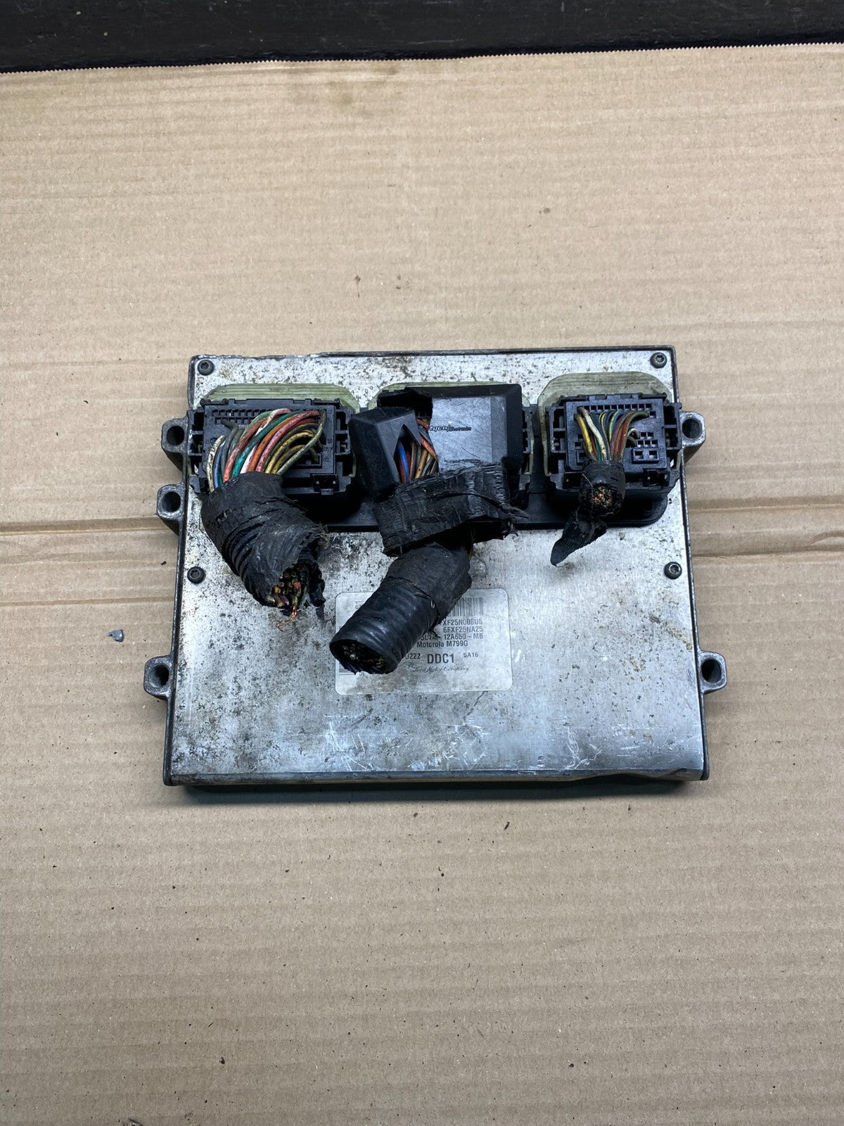 2005 Ford Expedition 5.4 Engine Control Computer ECM ECU ah9608 DG0