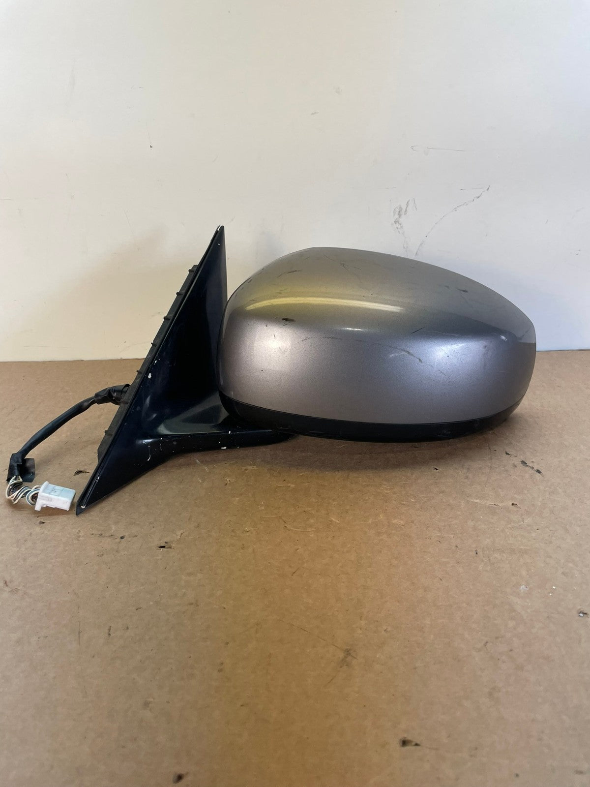 2003 to 2007 Infiniti G35 Left Driver LH View Door Mirror AH0261 LK0