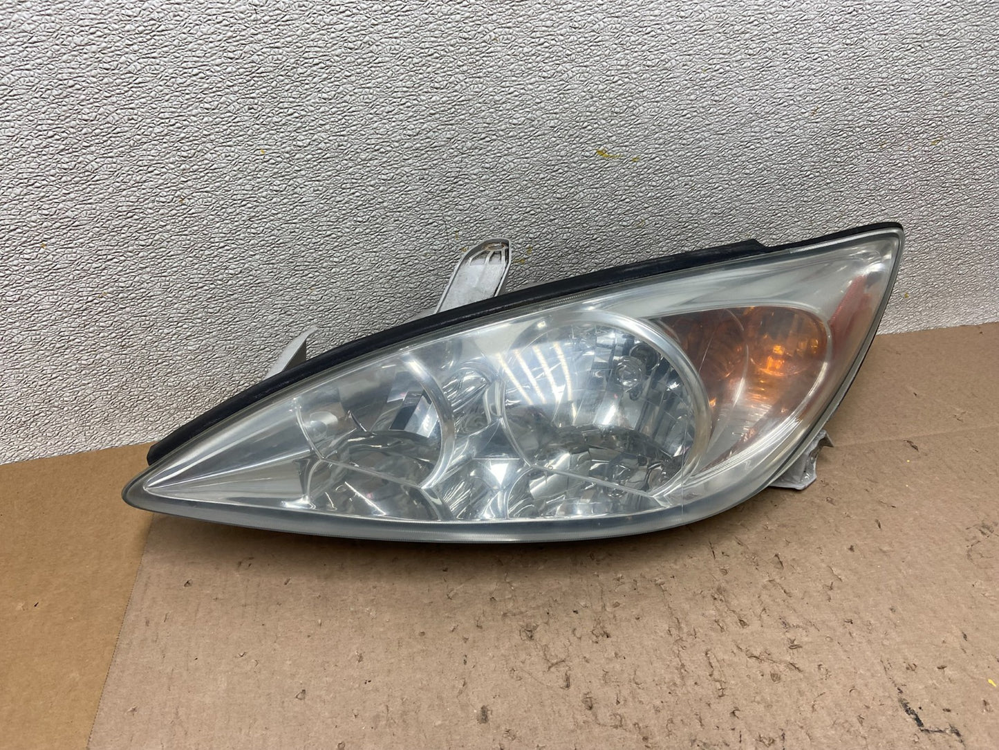 2002 2003 2004 Toyota Camry Left Driver Lh Side Halogen Headlight Z6364 DW0
