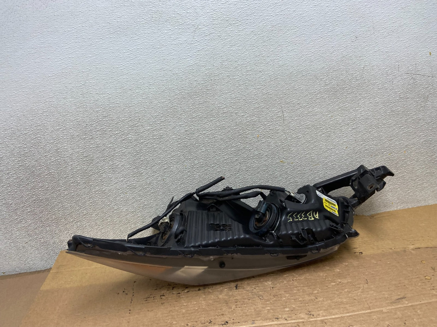 2008 to 2012 Honda Accord Sedan Right Passenger RH Headlight AB3335 DW5
