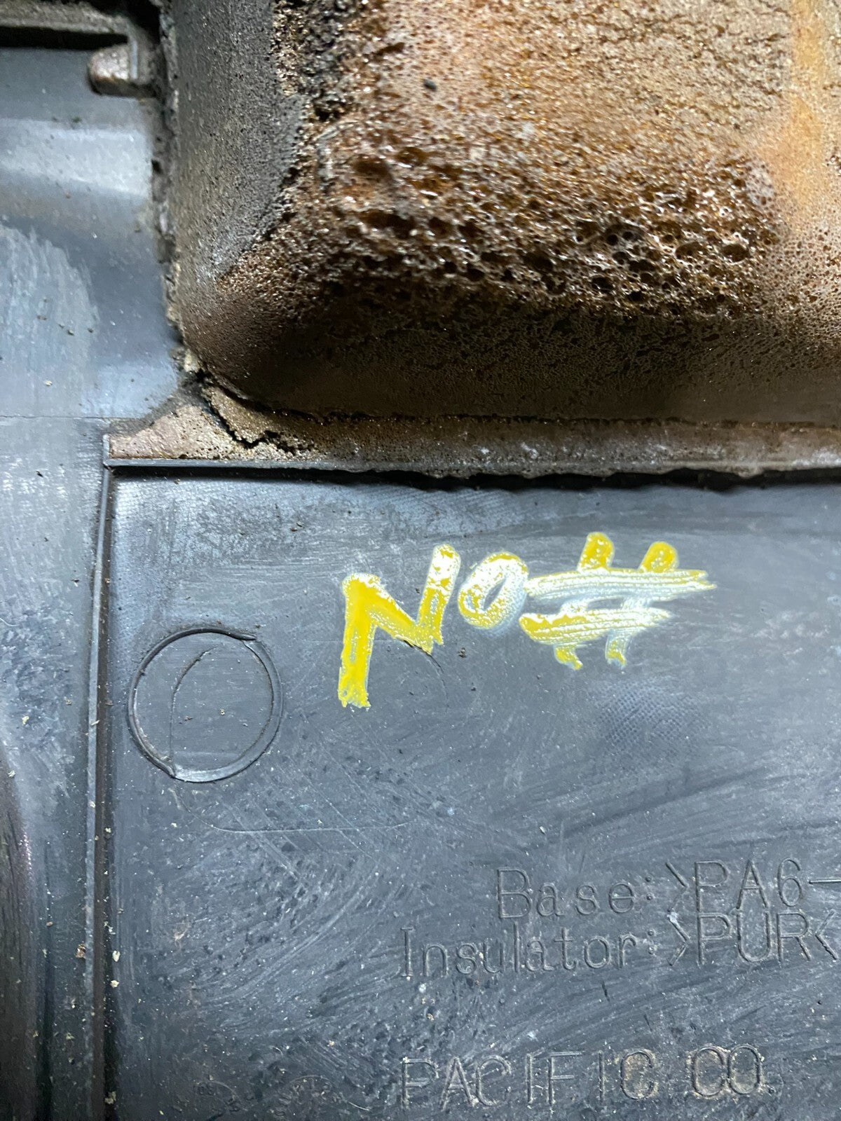 2010 to 2013 Suzuki Kizashi 2.4L Engine Cover F66378