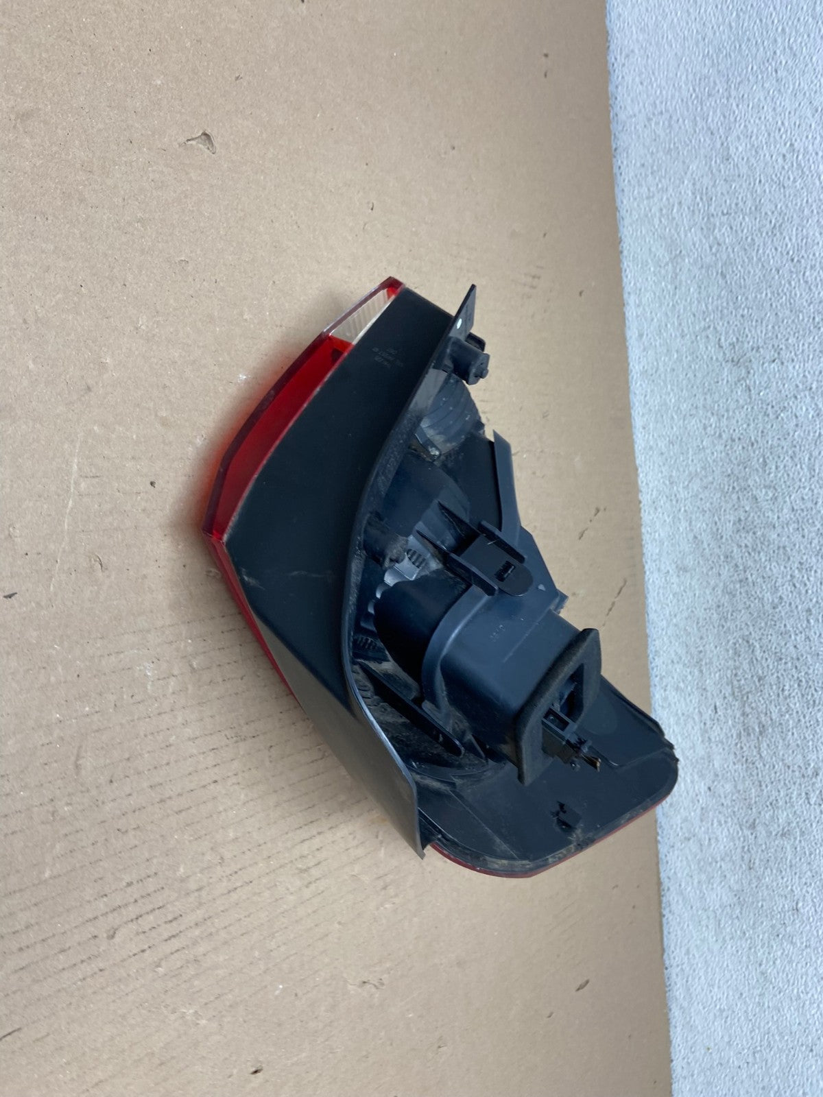 2010 to 2014 Volkswagen Golf & GTI Hatchback Right Side Tail Light AF3071 LK4