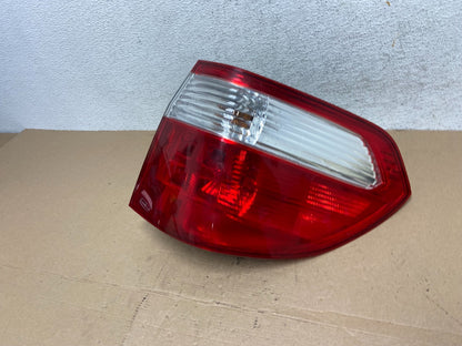 2005 2006 2007 Honda Odyssey Right Passenger RH Side Tail Light AF4384 LK1