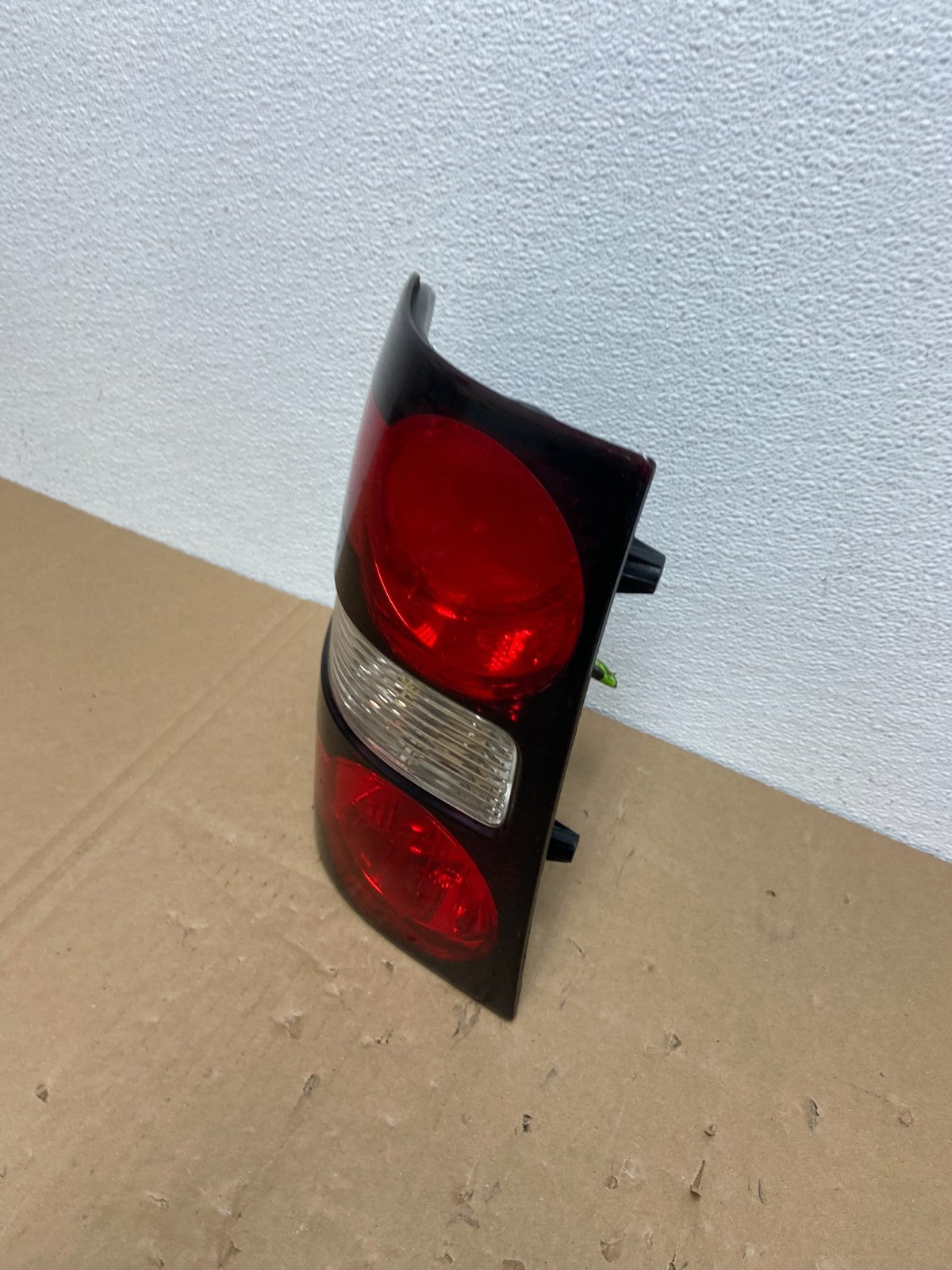 2006 to 2010 Ford Explorer Left Driver Lh Side Tail light OEM AB6793 DW1
