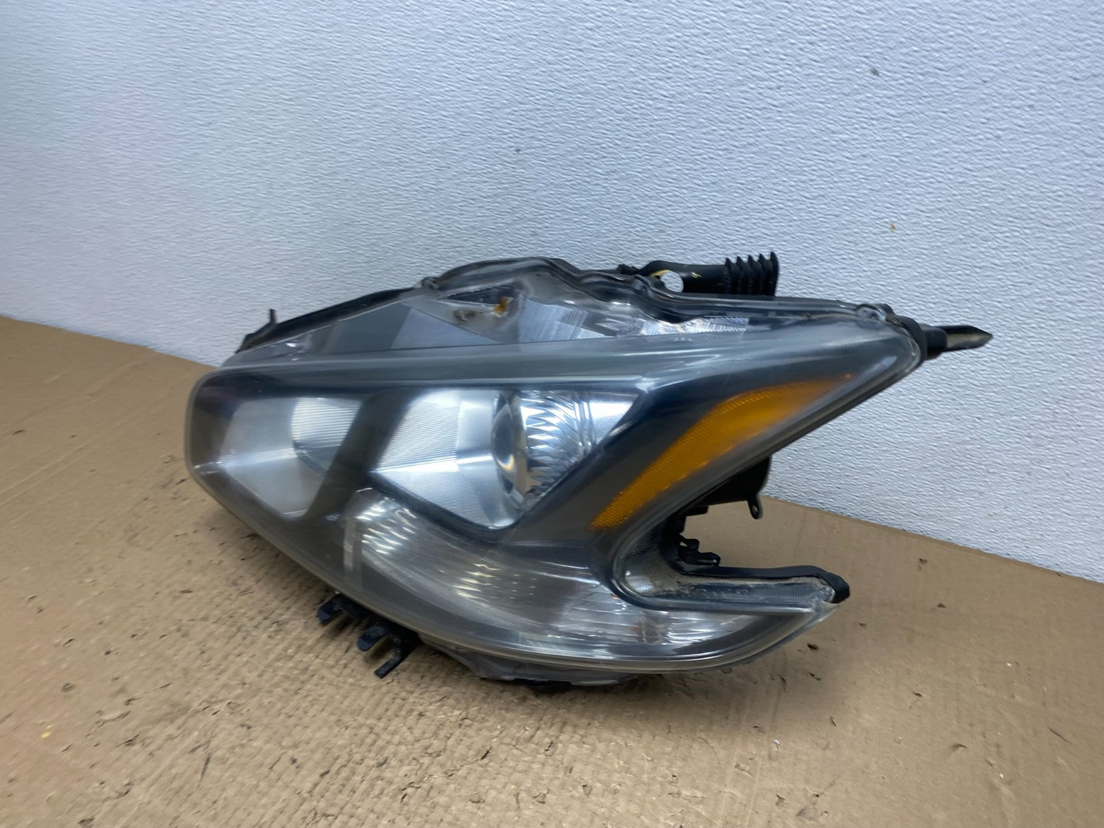 2009-2014 Nissan Maxima Headlight Left Driver Side Xenon HID OEM AC4132 DW1