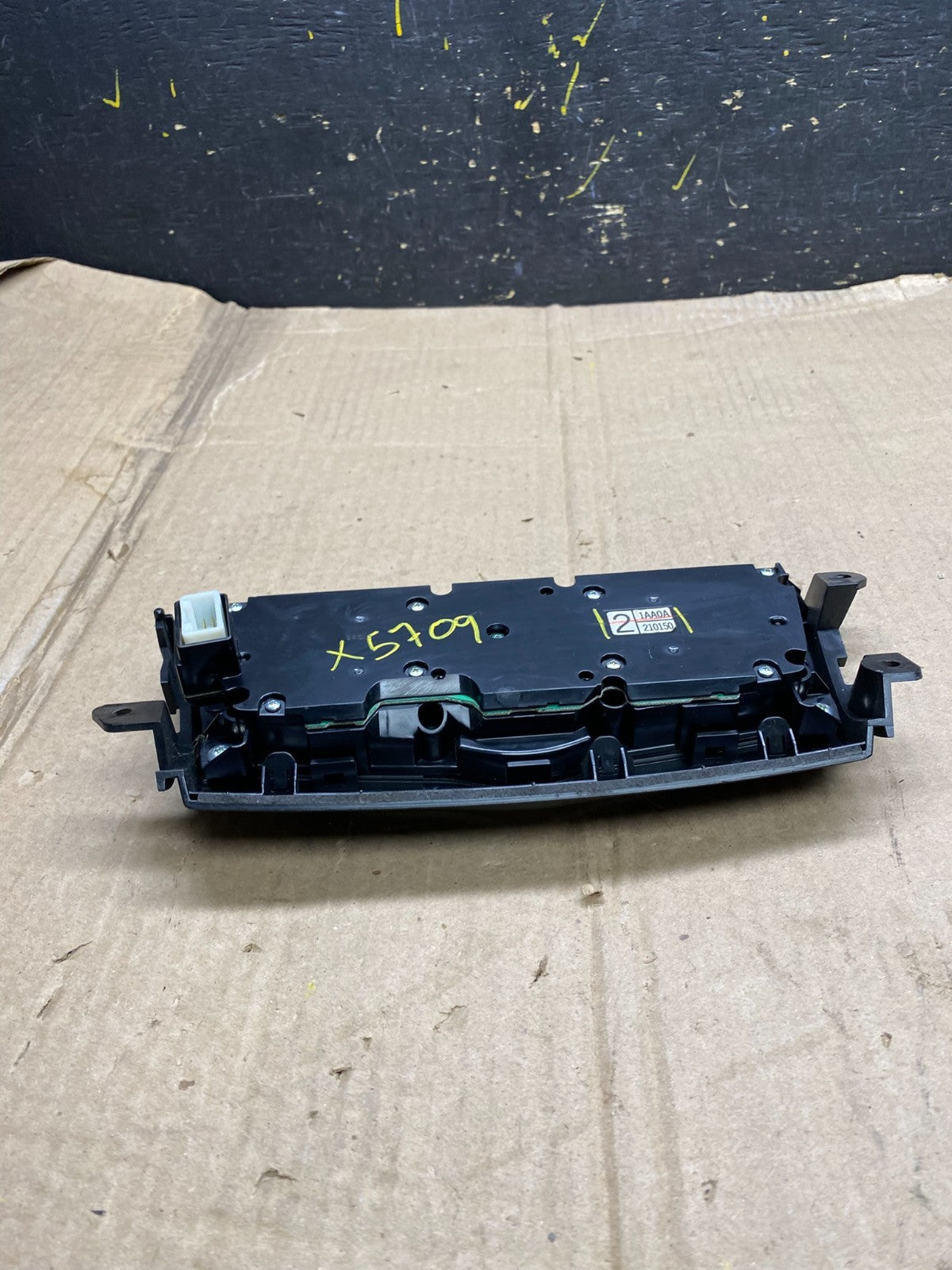 2009-2014 Nissan Murano AM FM Radio CD Control Panel X5709 DG4