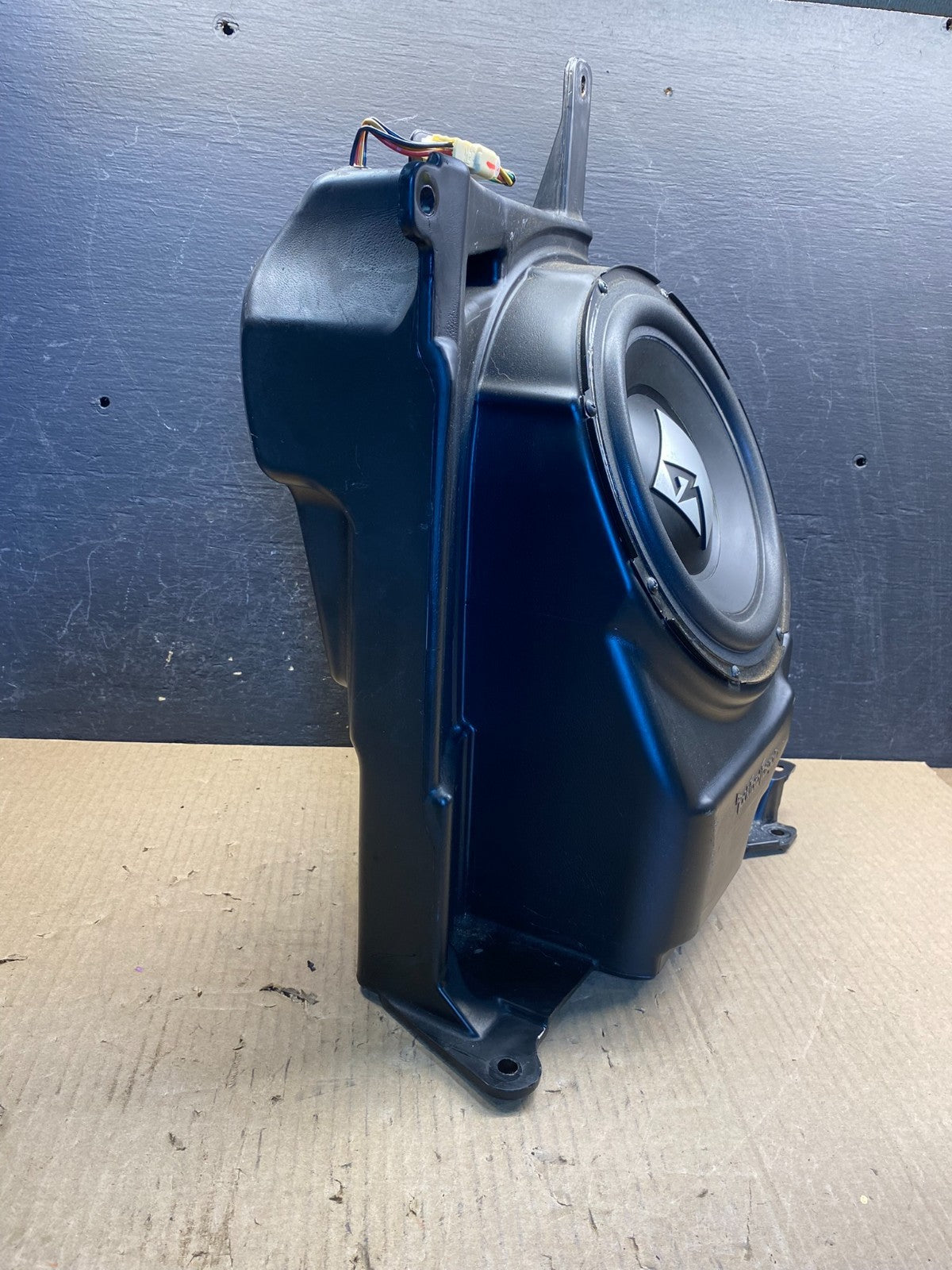 2014 to 2015 Mitsubishi Outlander Bass Subwoofer Sound Speaker AG3993 DG1