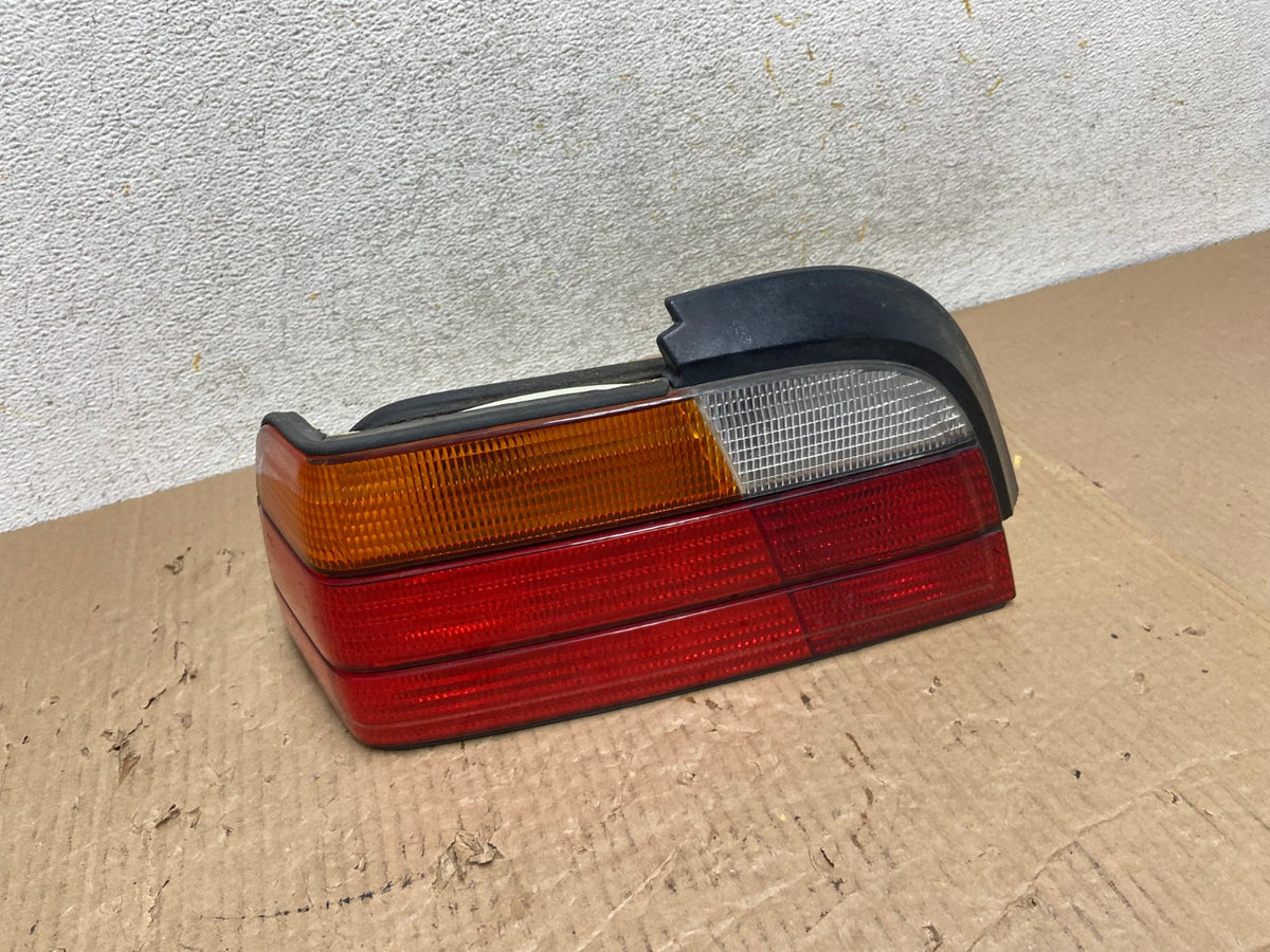 1992 to 1998 BMW 3-Series E36 M3 Coupe Left Driver LH Tail Light AI1337 LK0
